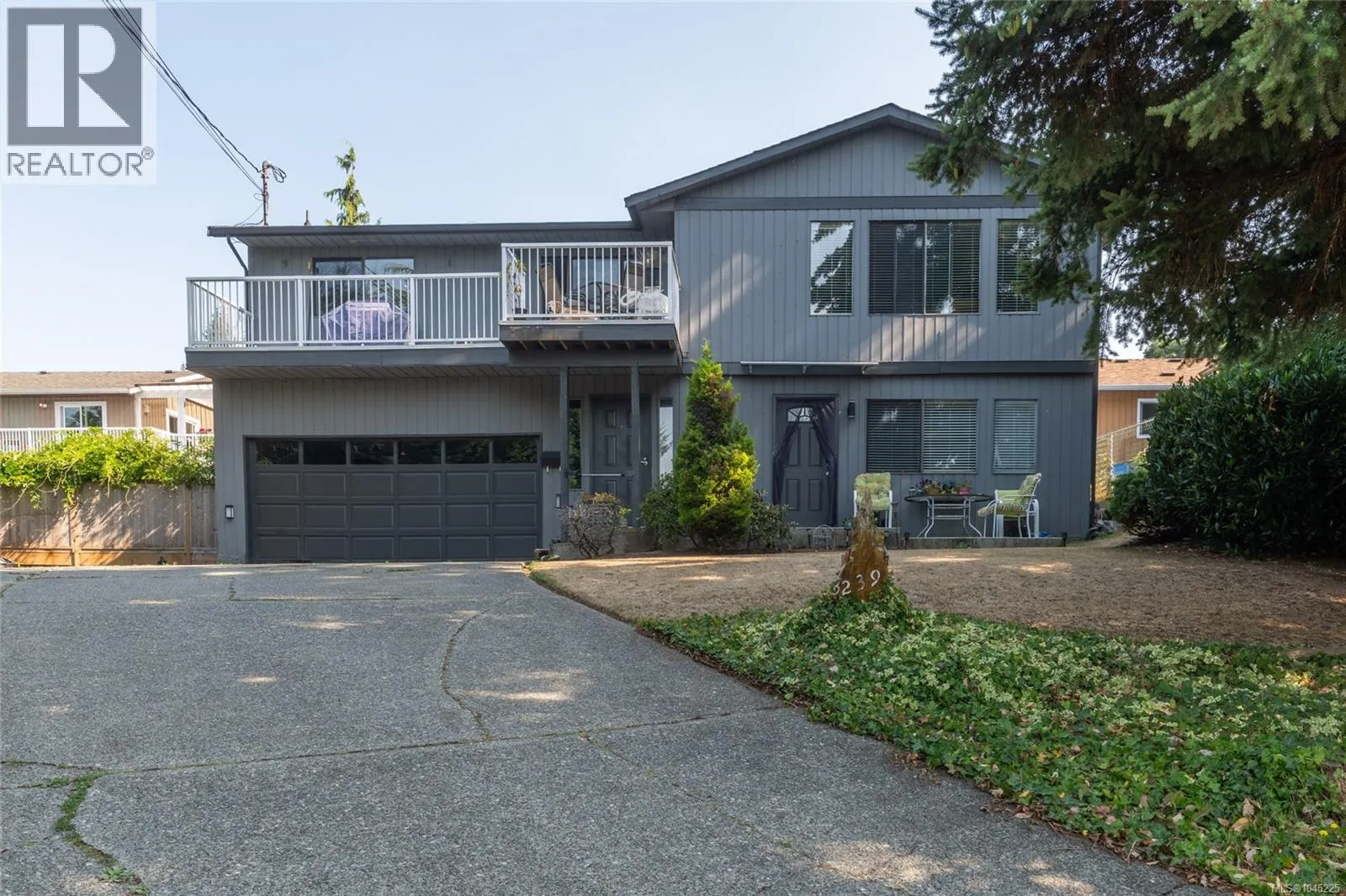 3239 Sedgwick Dr