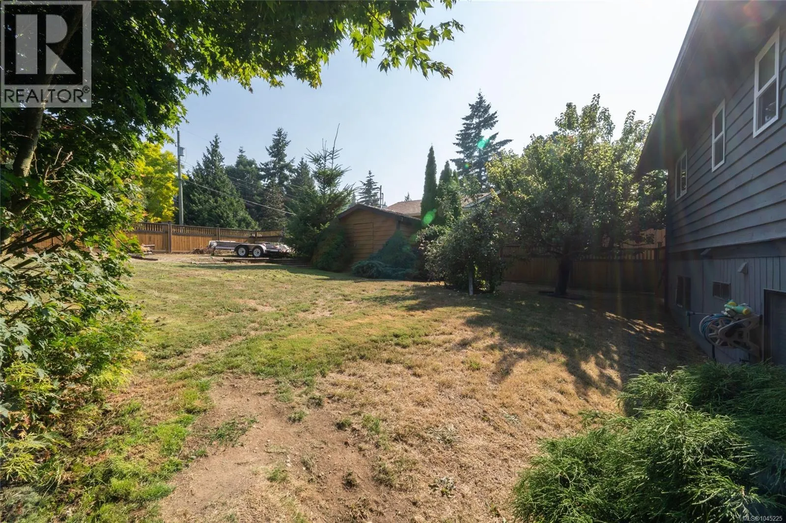 3239 Sedgwick Dr