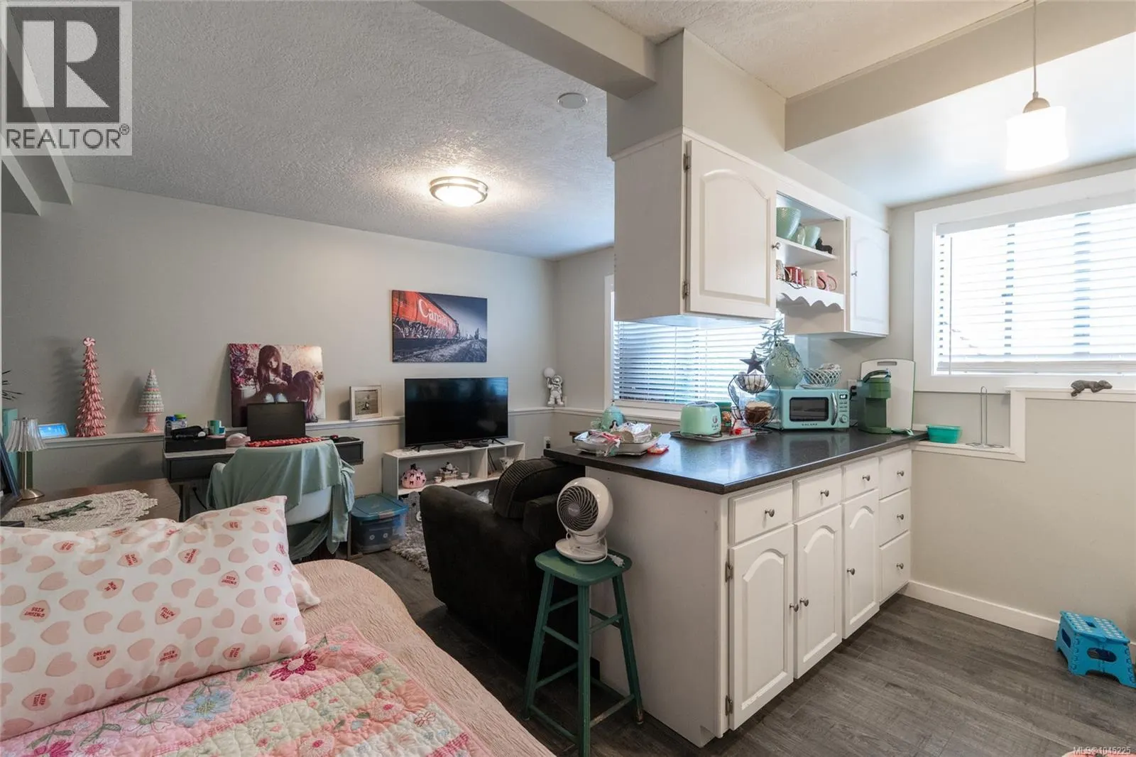 3239 Sedgwick Dr