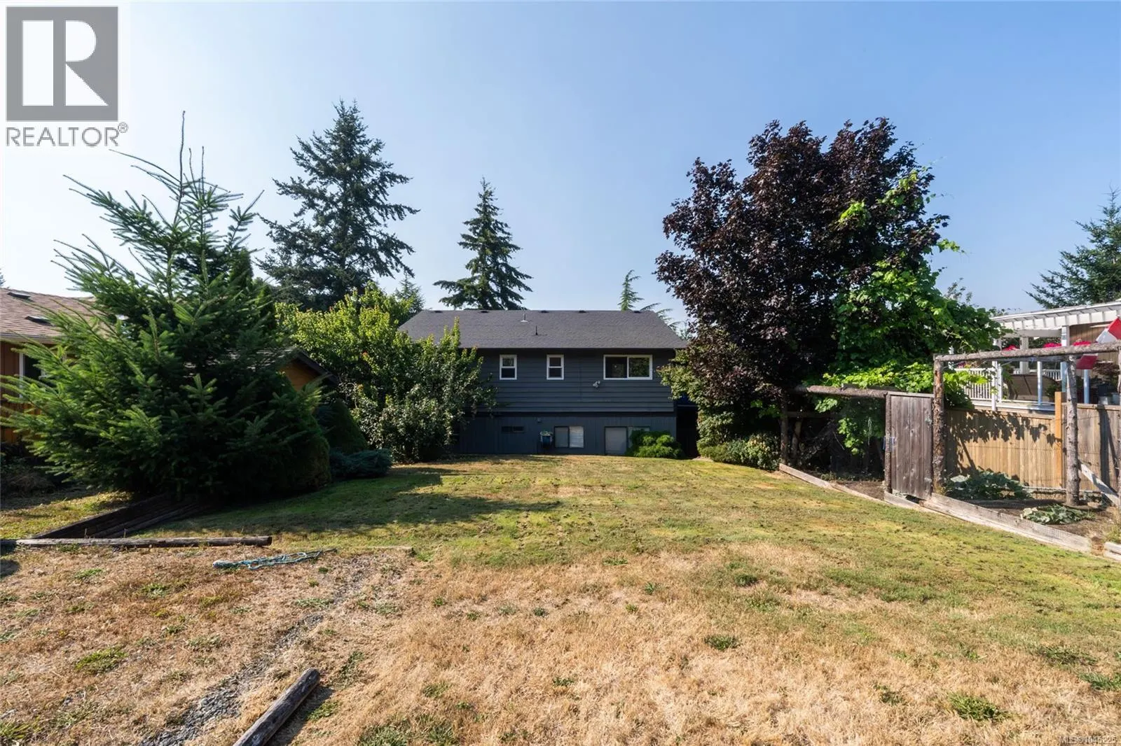 3239 Sedgwick Dr