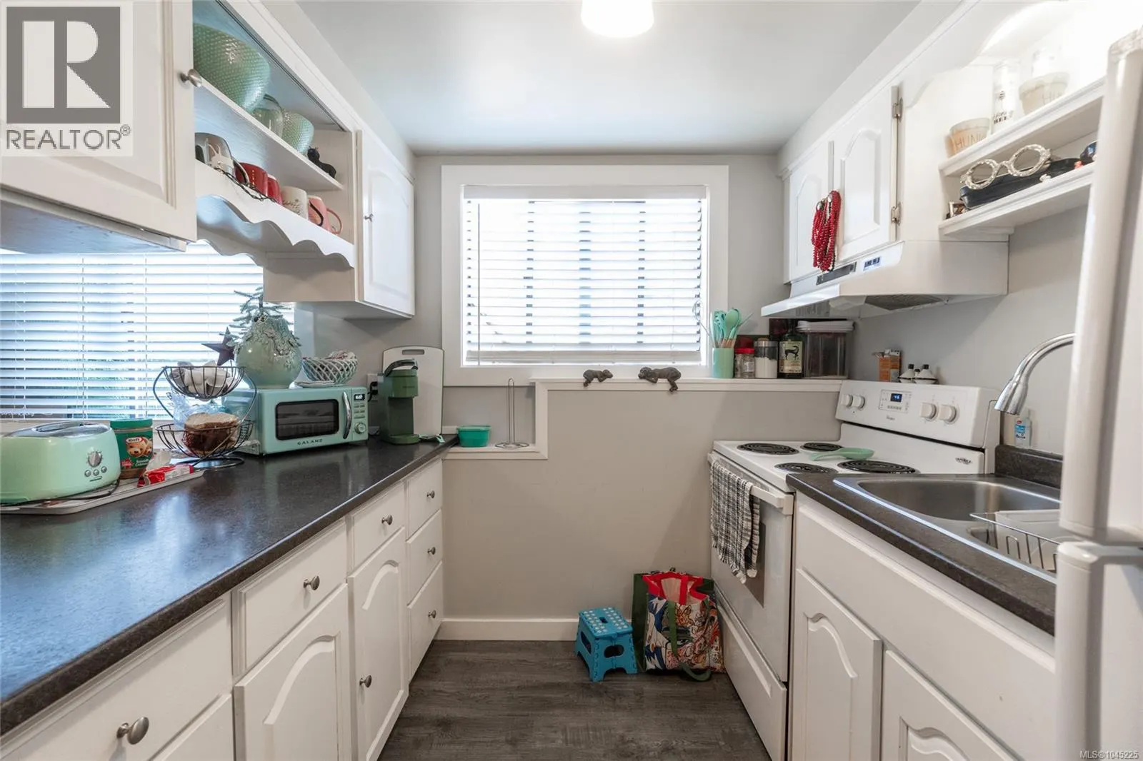 3239 Sedgwick Dr