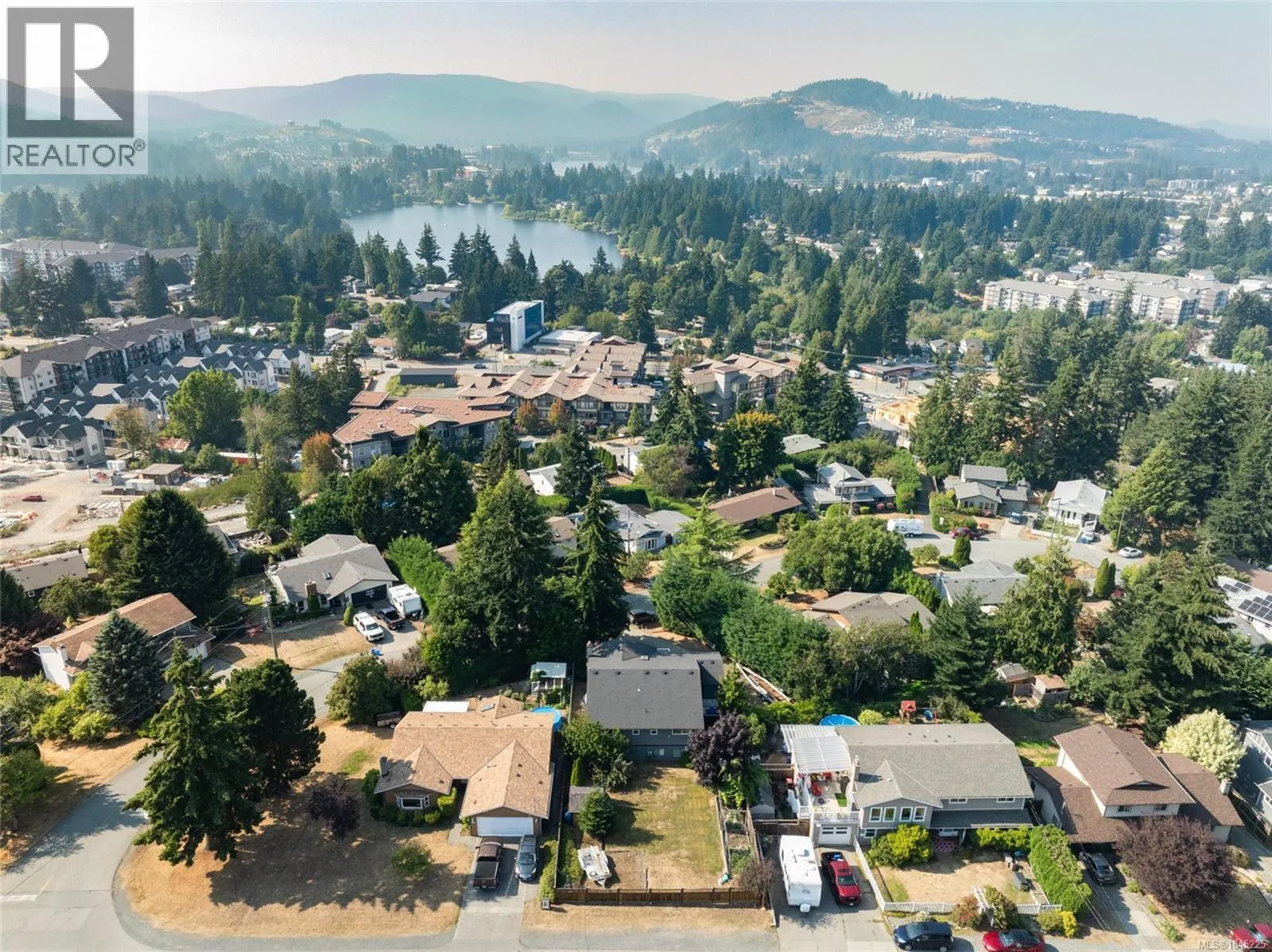 3239 Sedgwick Dr