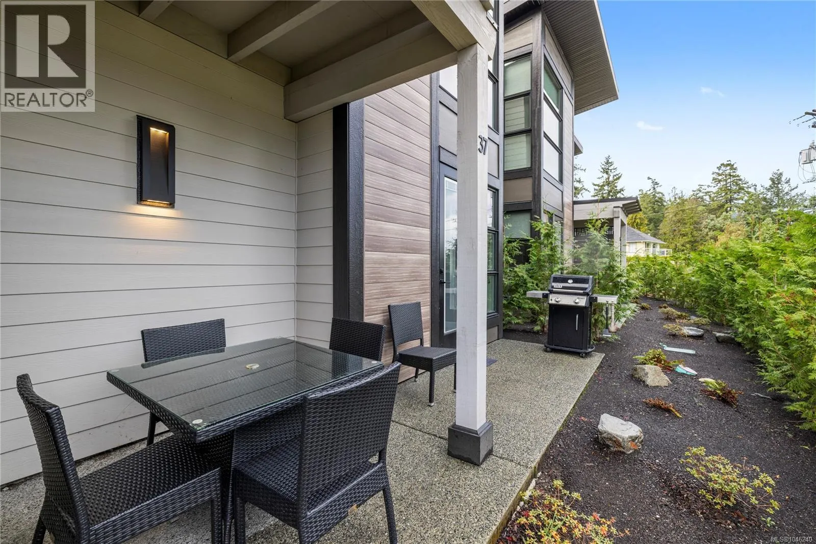37 1175 RESORT Dr