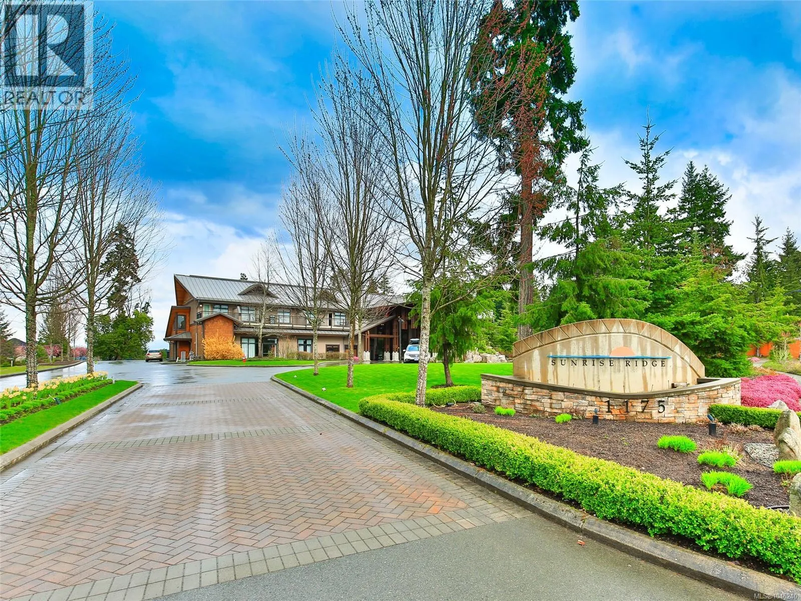 37 1175 RESORT Dr