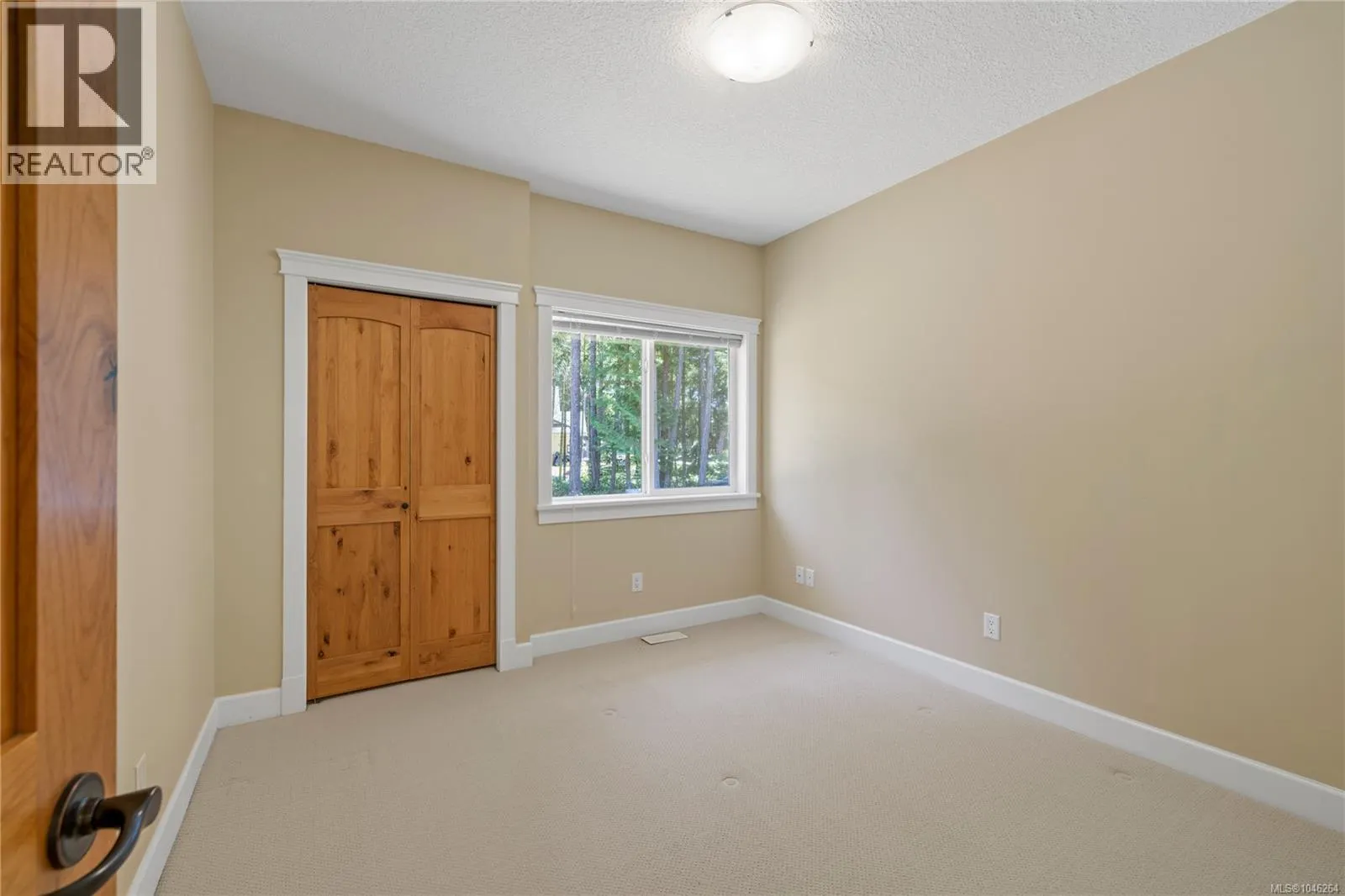 1057 Paradise Pl
