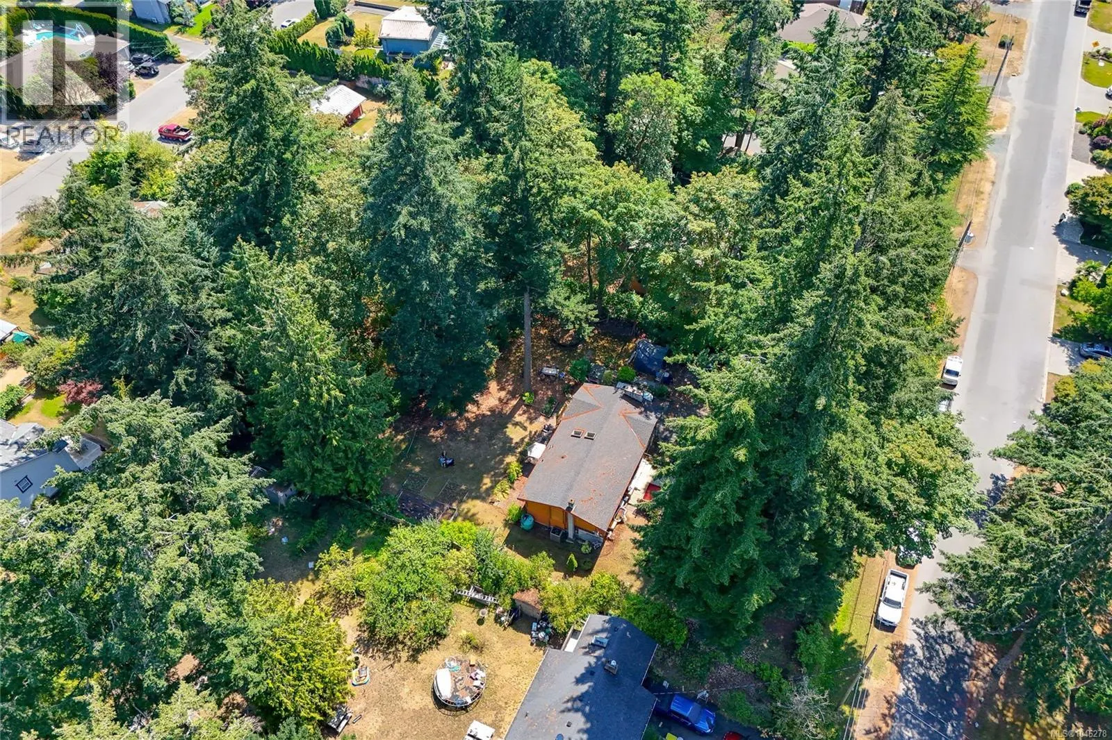 6311 Rodolph Rd