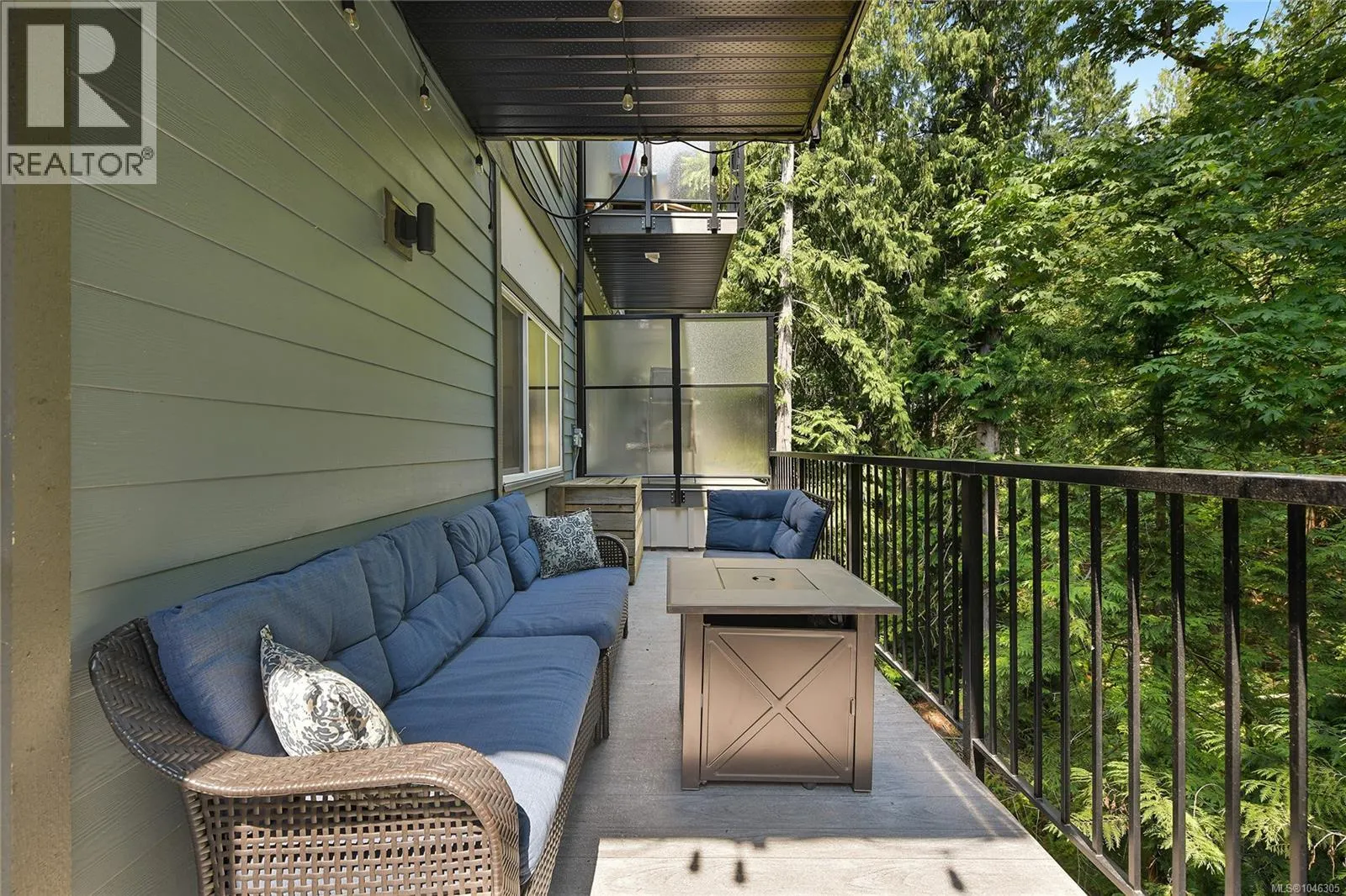 937 Echo Valley Pl