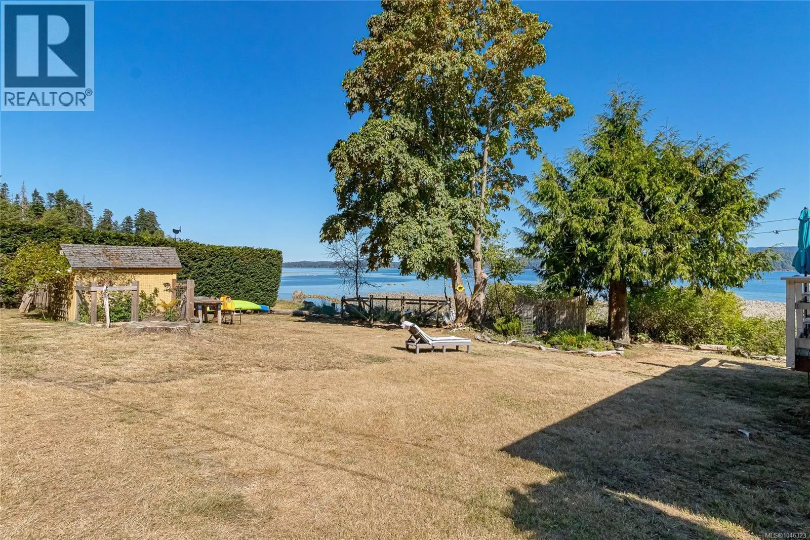 4995 Shoreline Dr