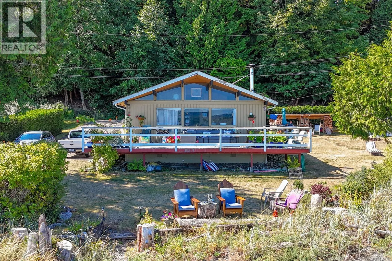 4995 Shoreline Dr