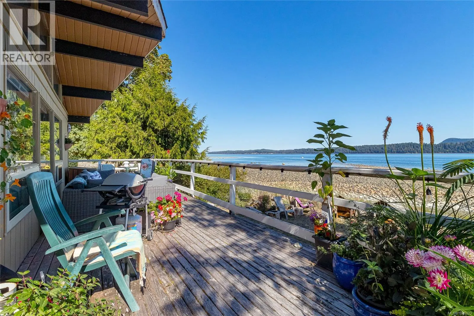4995 Shoreline Dr