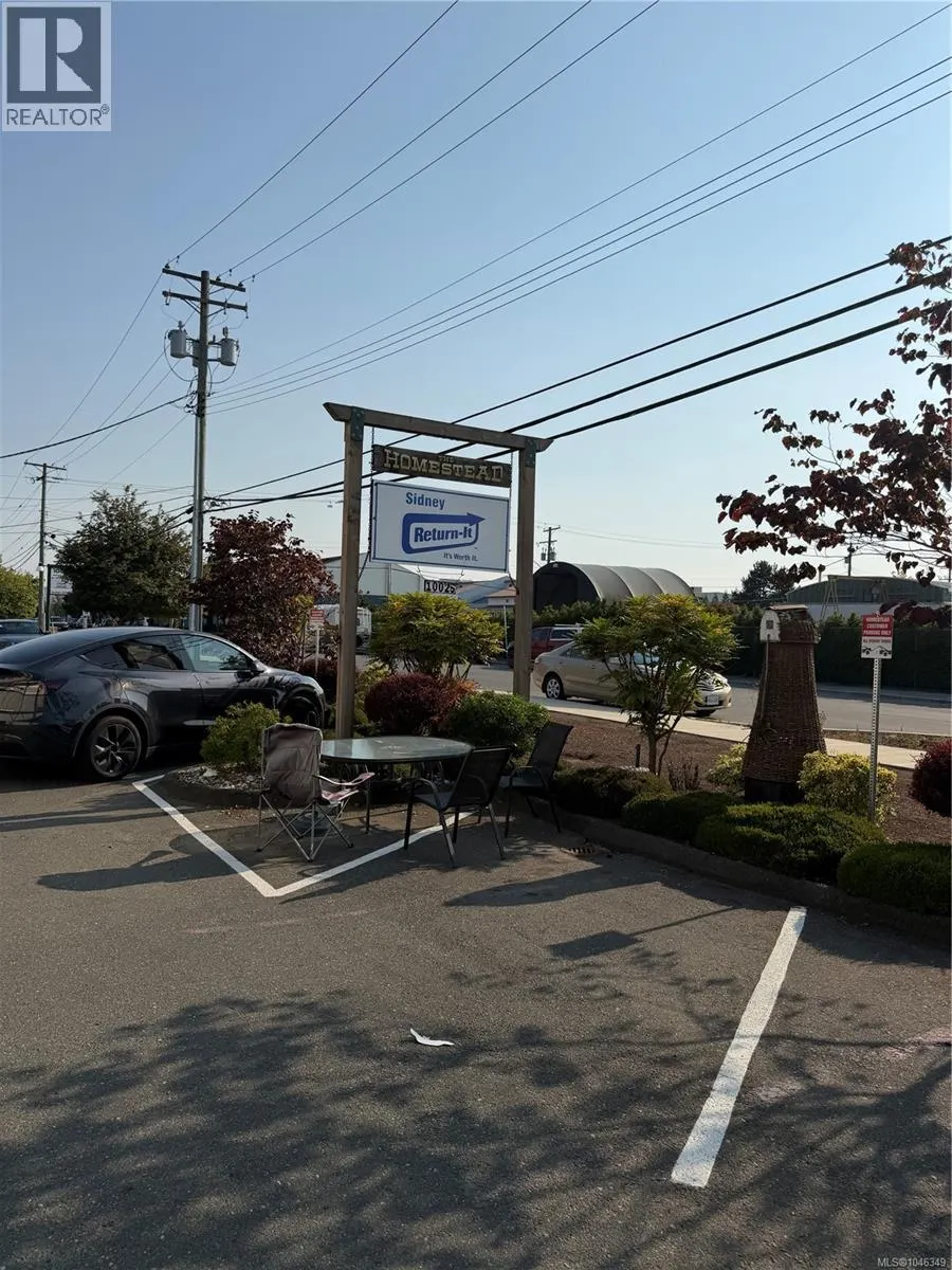 1 10025 Galaran Rd