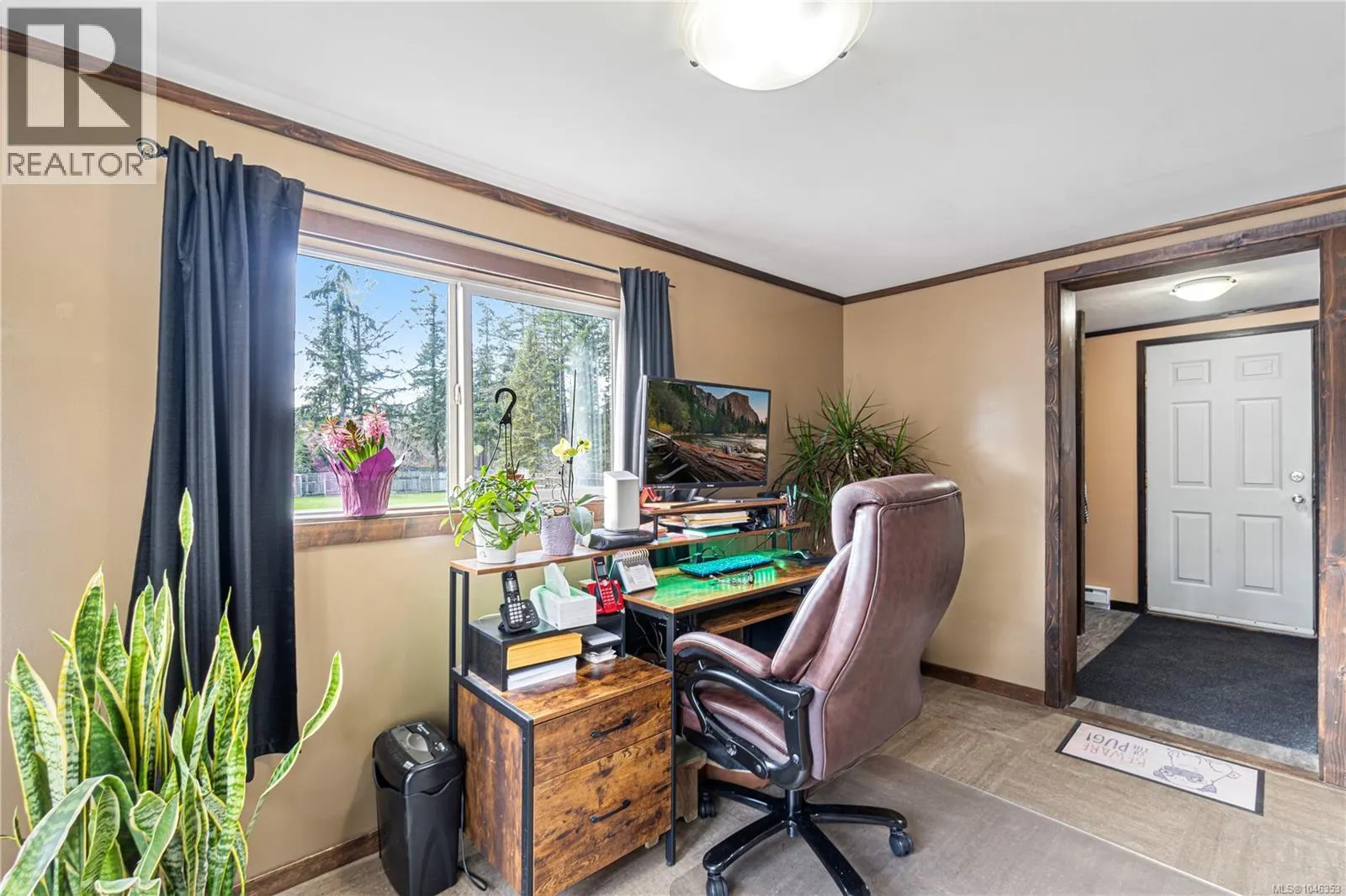 1143 Bellevue Rd