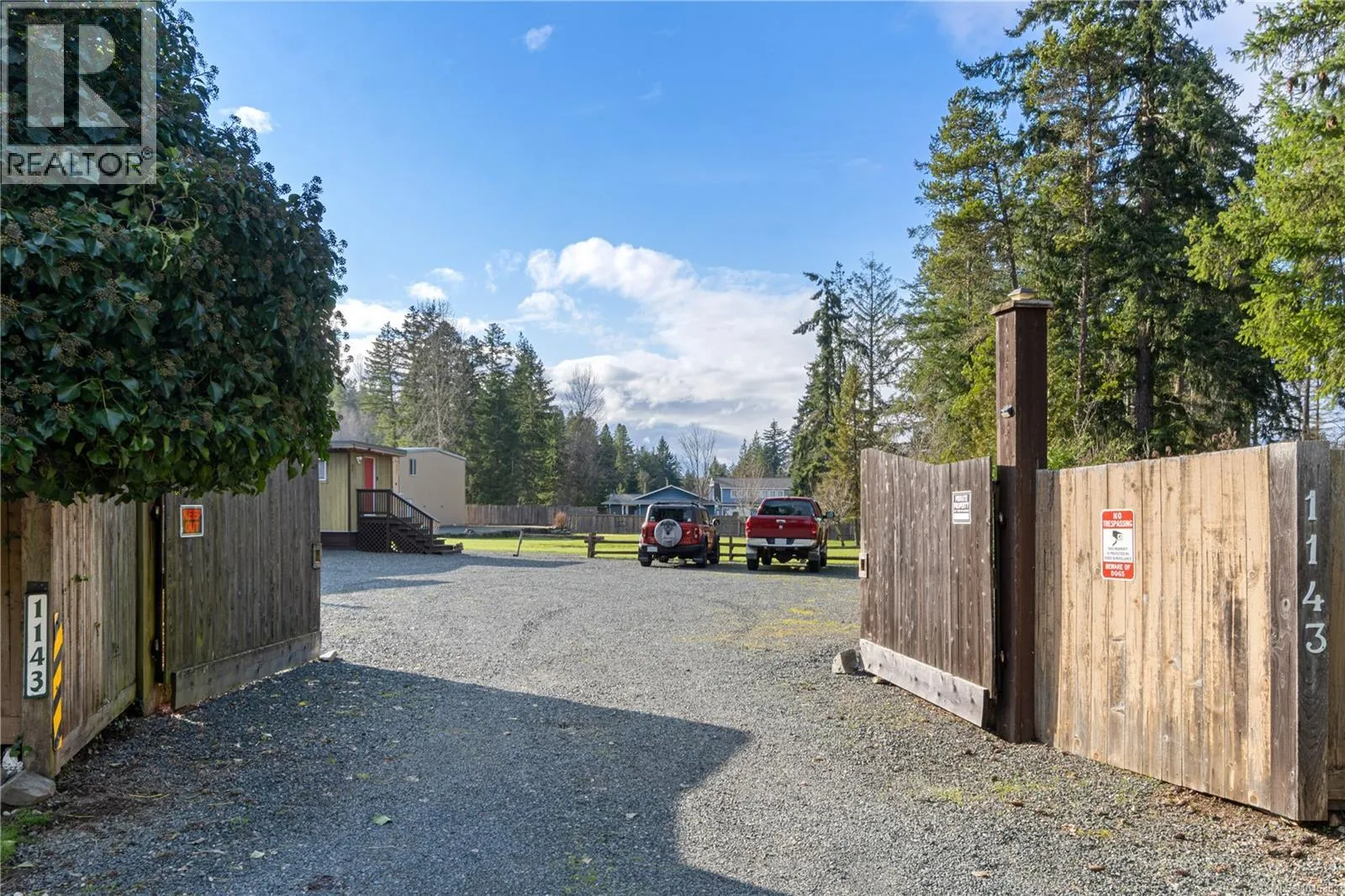 1143 Bellevue Rd