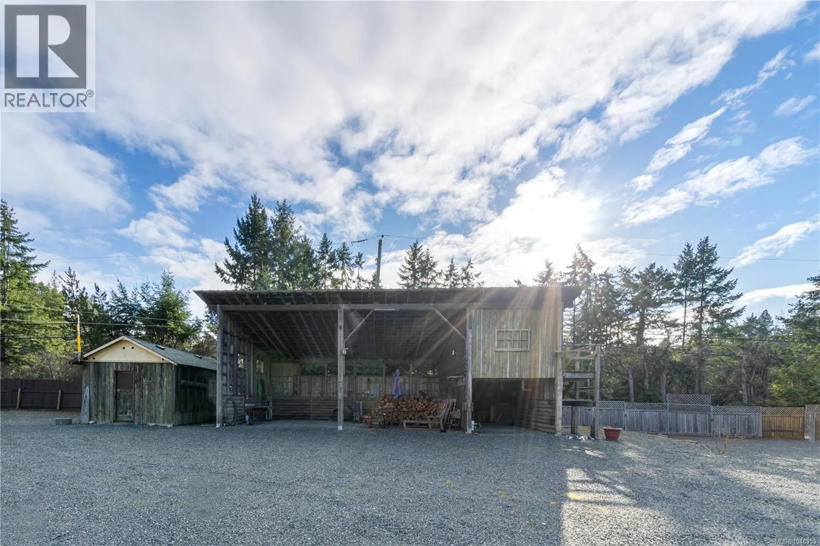 1143 Bellevue Rd