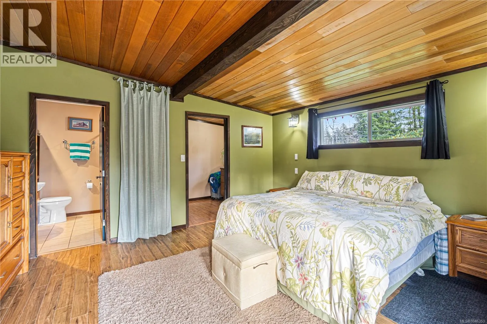 1143 Bellevue Rd