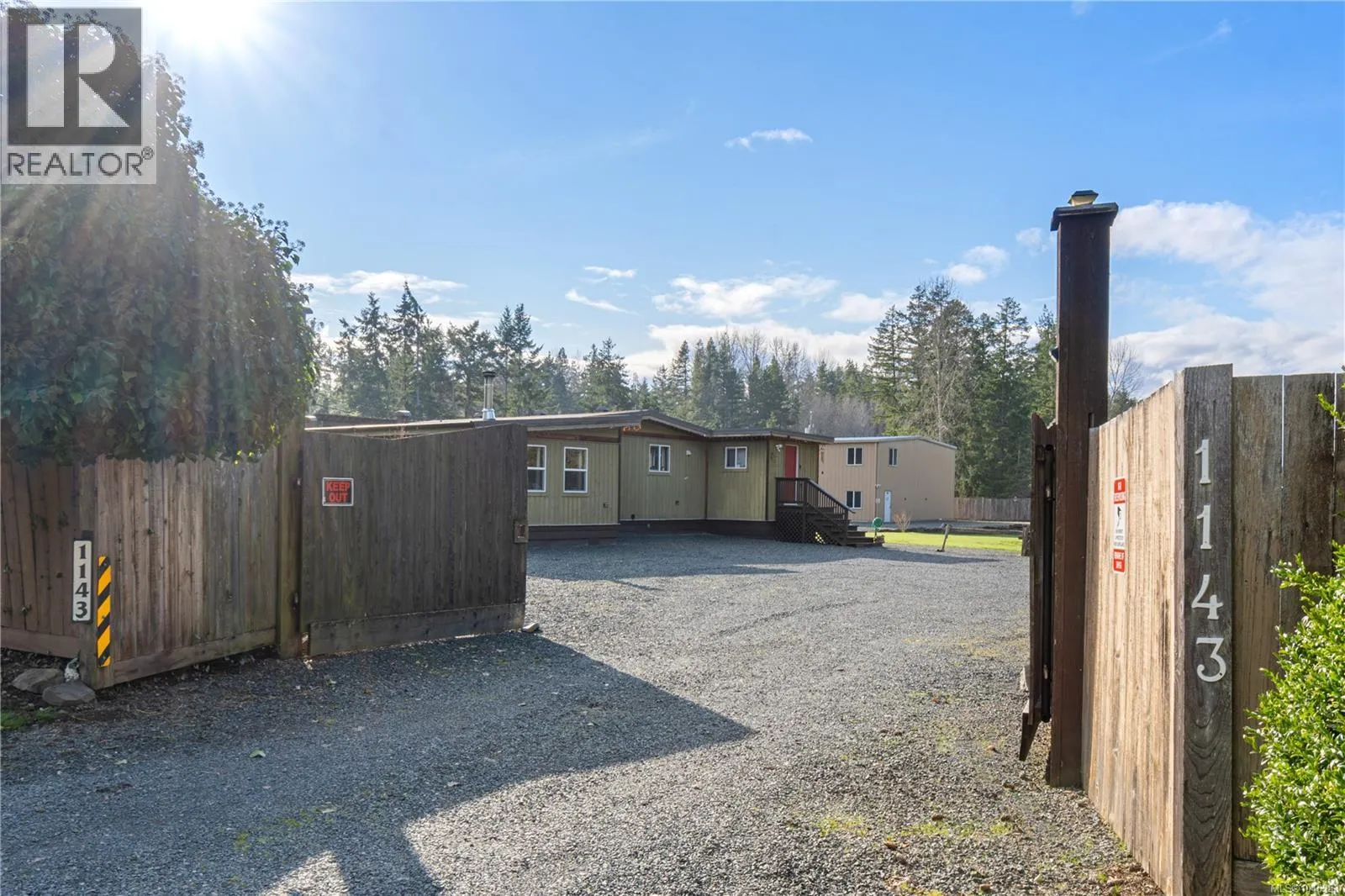1143 Bellevue Rd