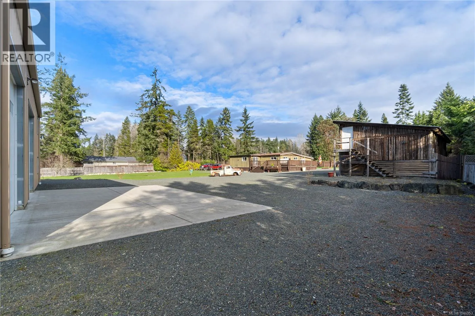 1143 Bellevue Rd