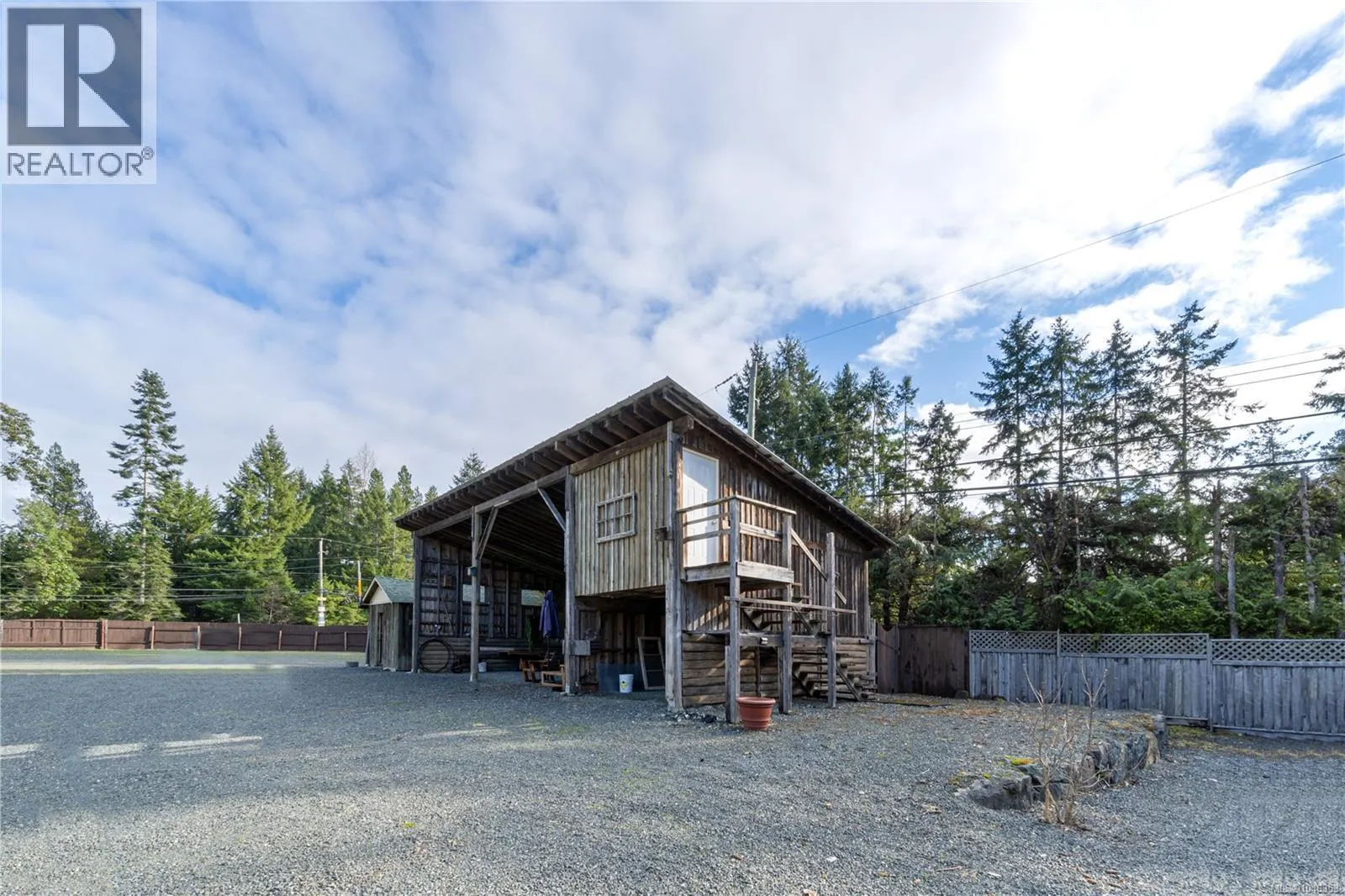 1143 Bellevue Rd