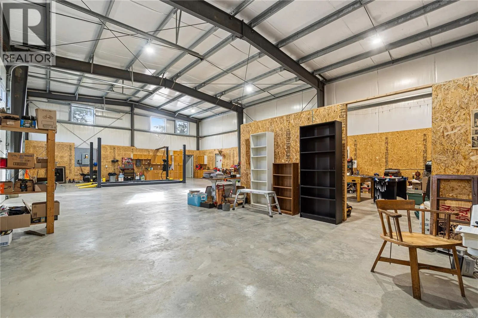 1143 Bellevue Rd