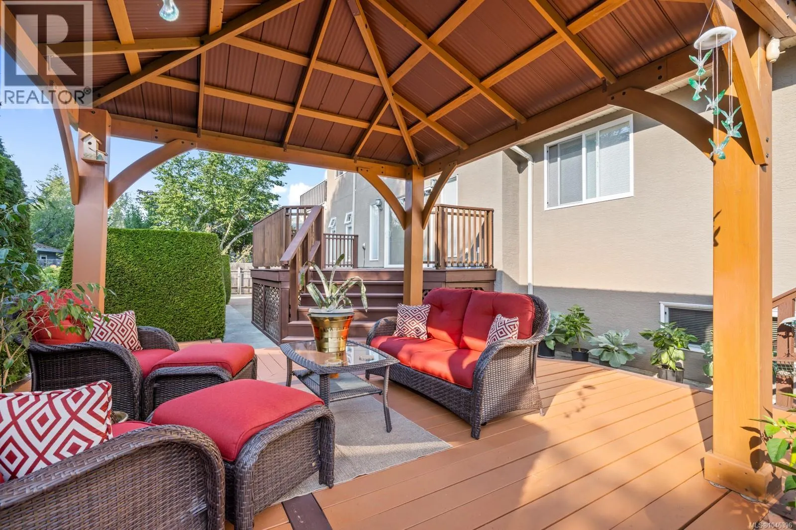 823 Glenhale Cres
