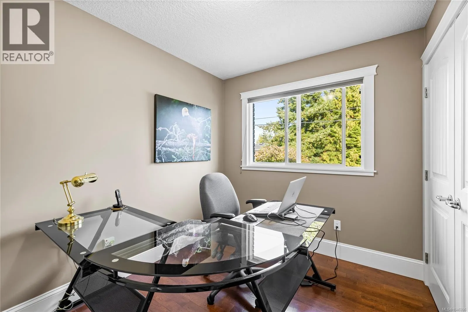 823 Glenhale Cres