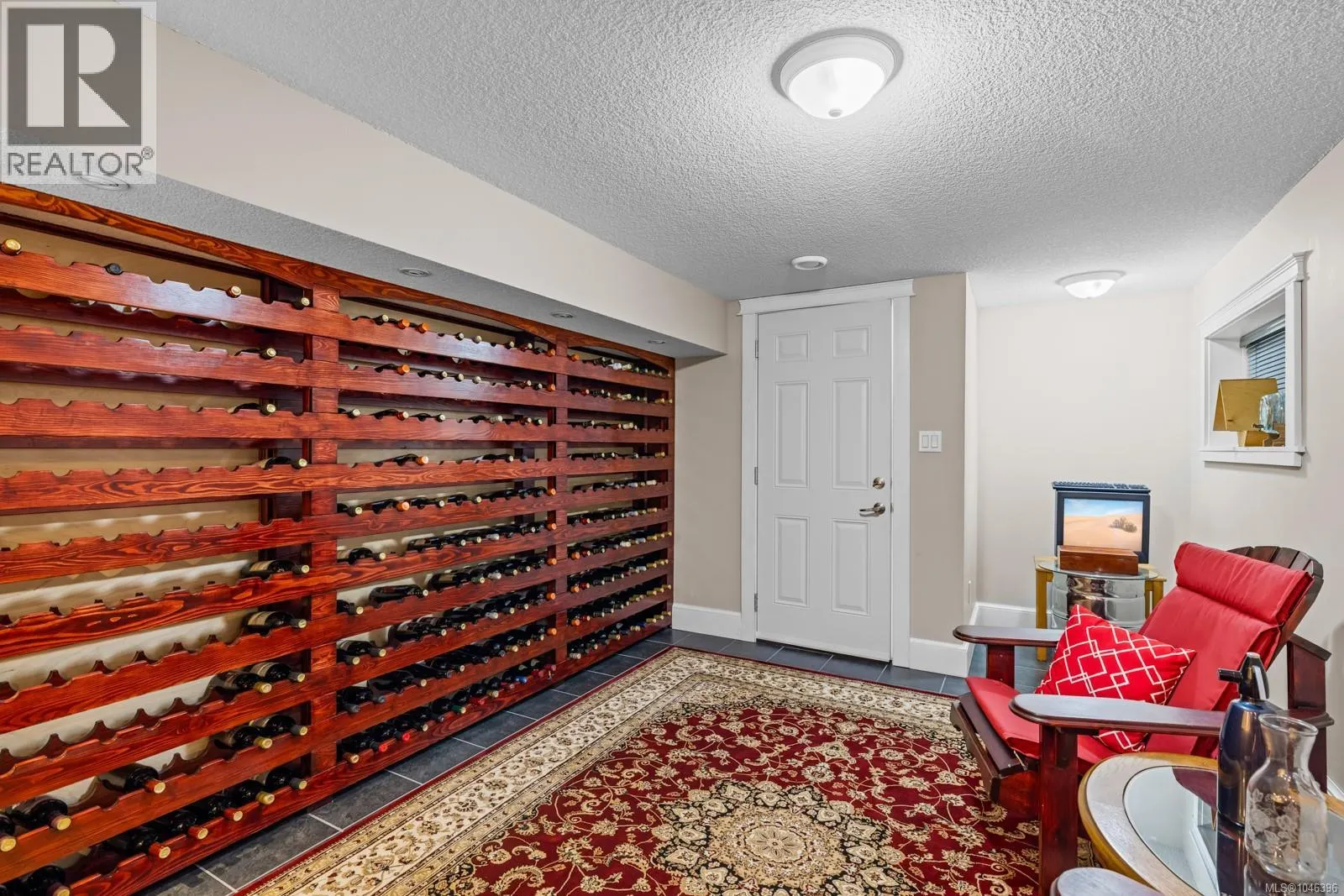 823 Glenhale Cres