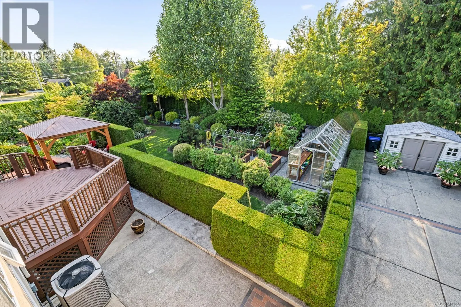 823 Glenhale Cres
