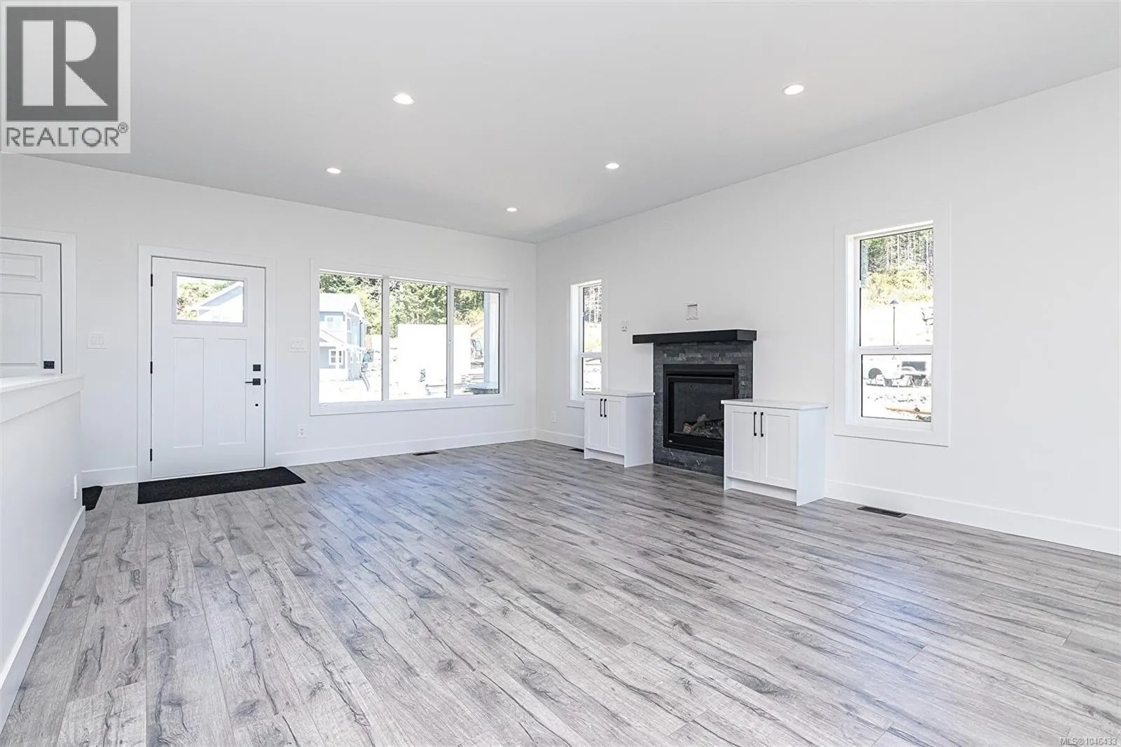 2605 Nickson Way