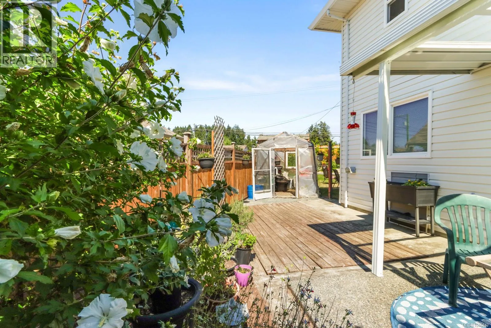 2553 Sloan Rd