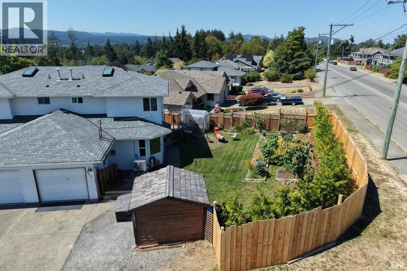 2553 Sloan Rd