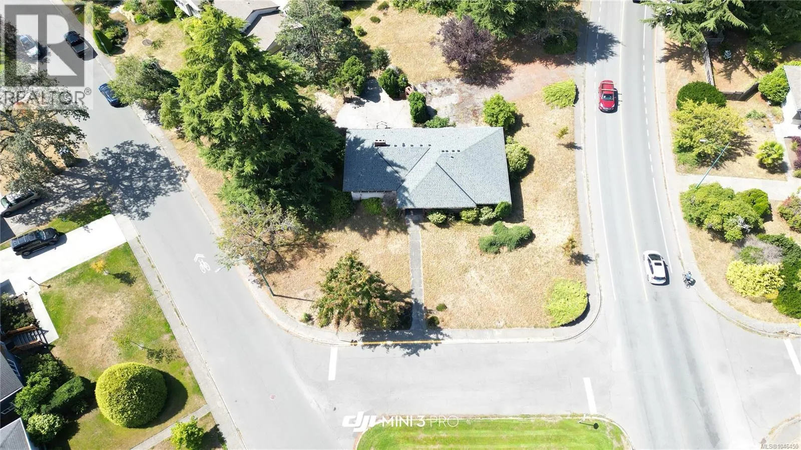 3294 Henderson Rd
