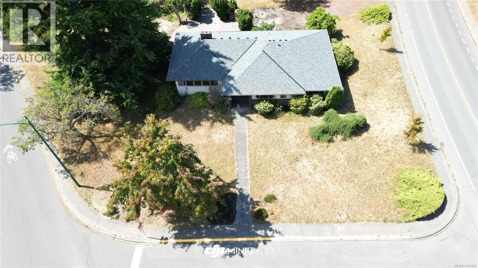 3294 Henderson Rd