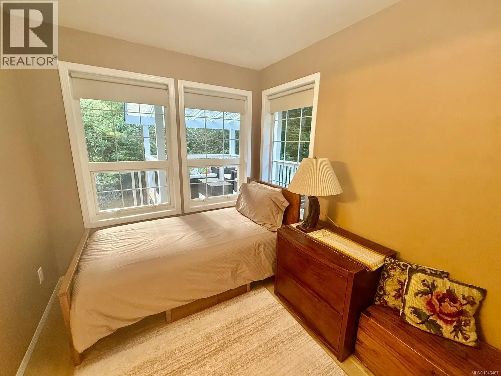 1212 Lynn Rd