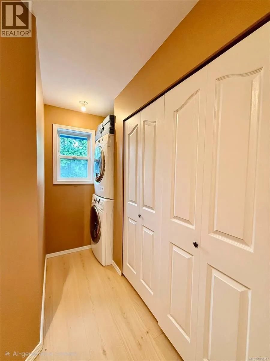 1212 Lynn Rd