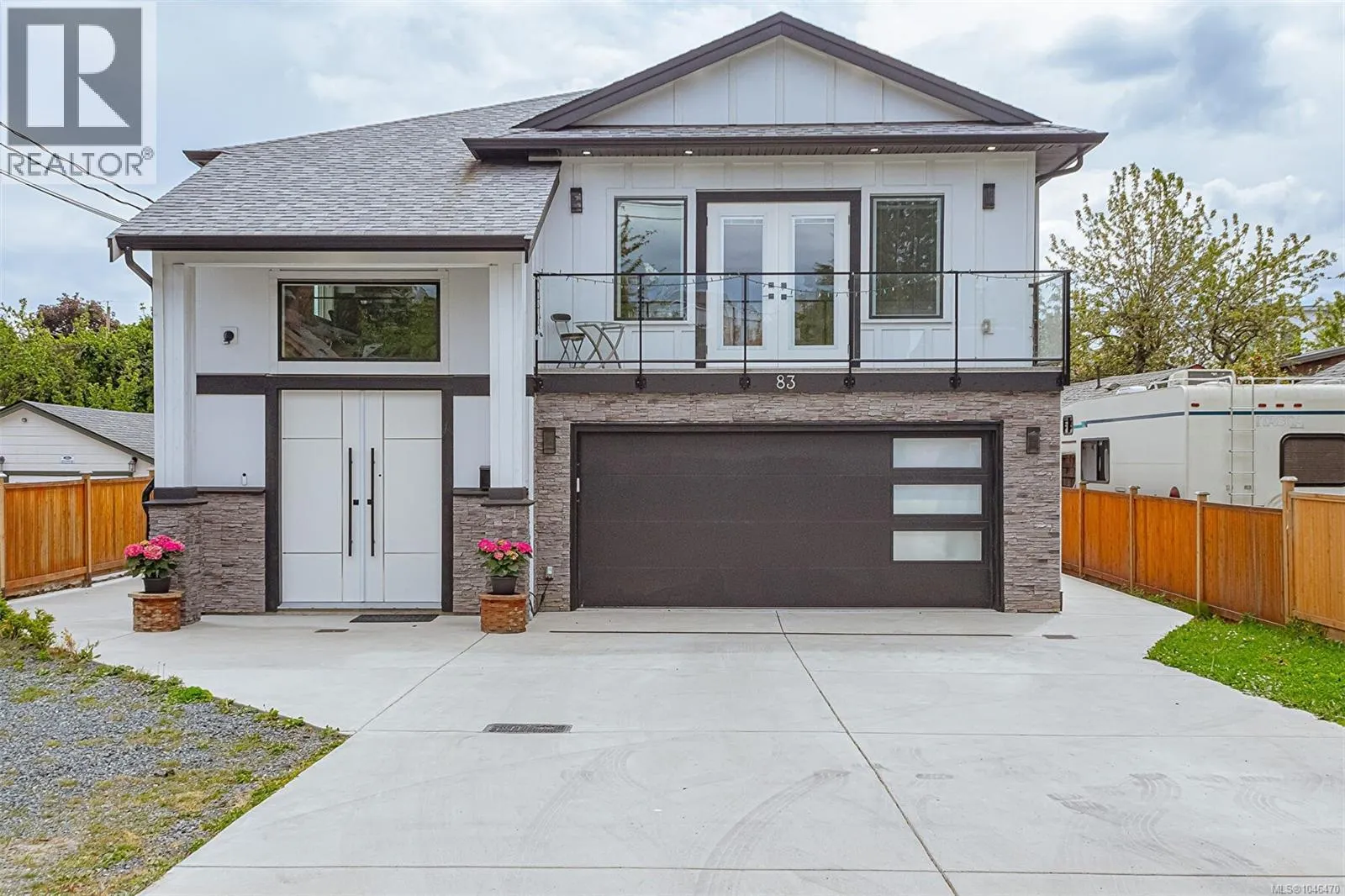 83 Crease Ave