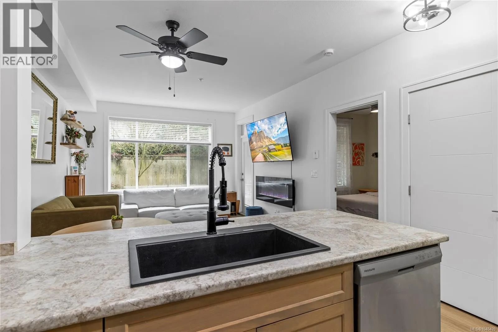 117 4960 Songbird Pl