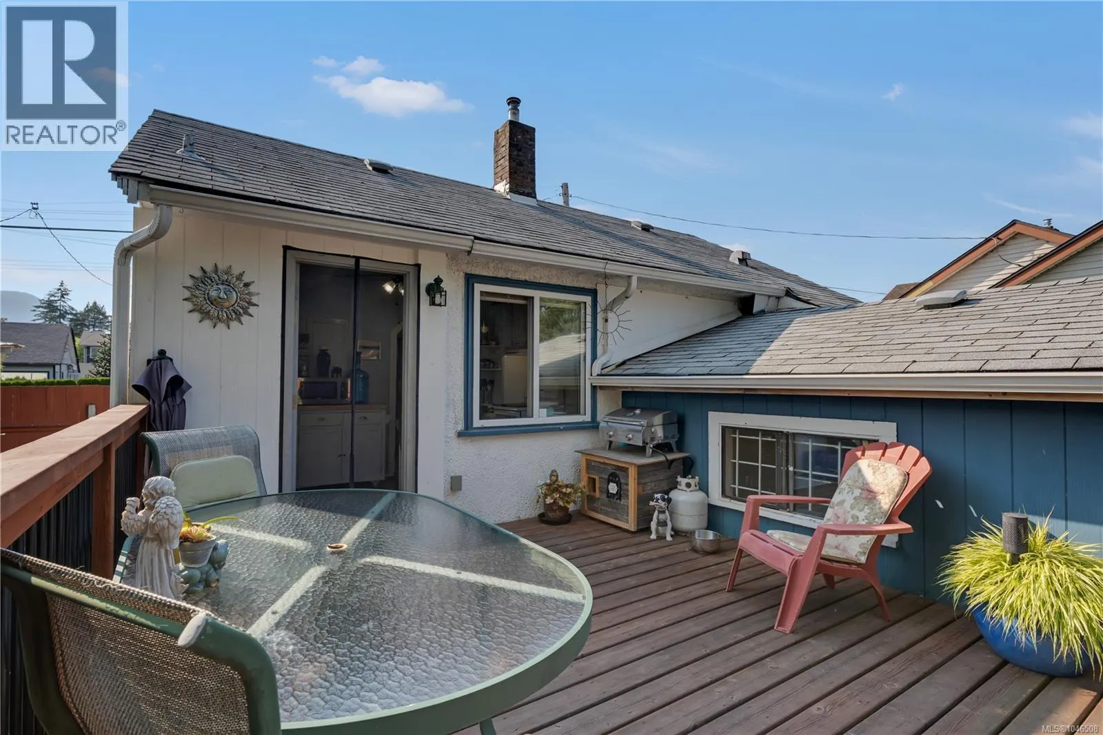 157 View St