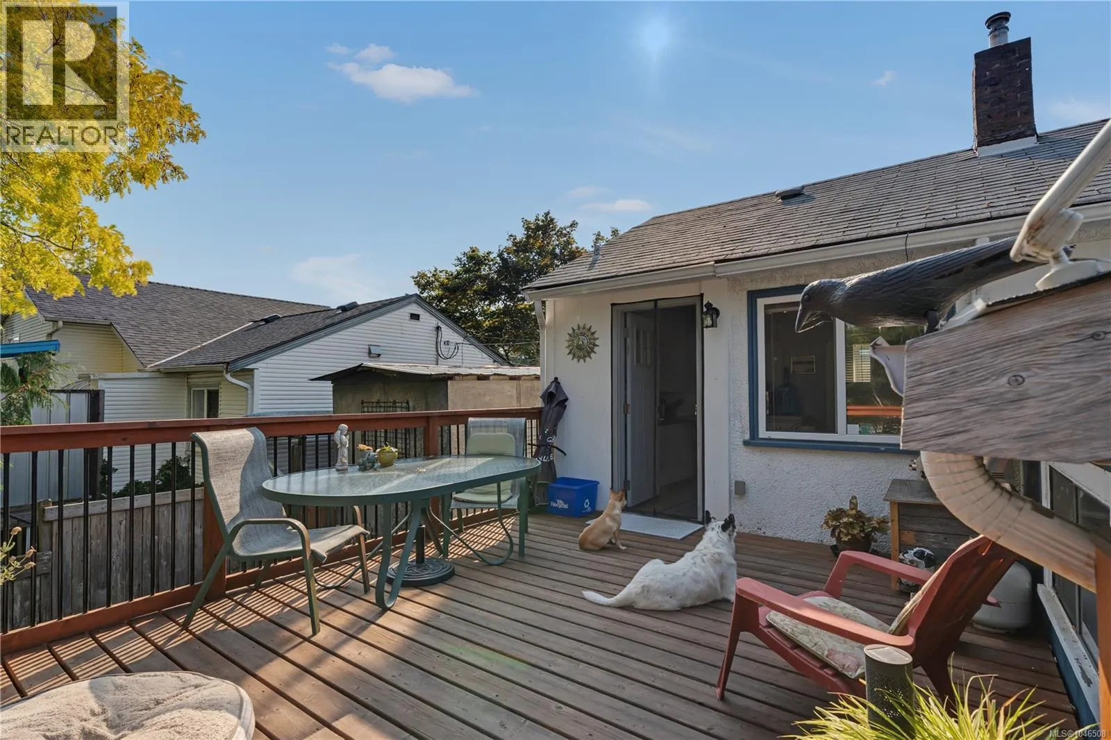 157 View St