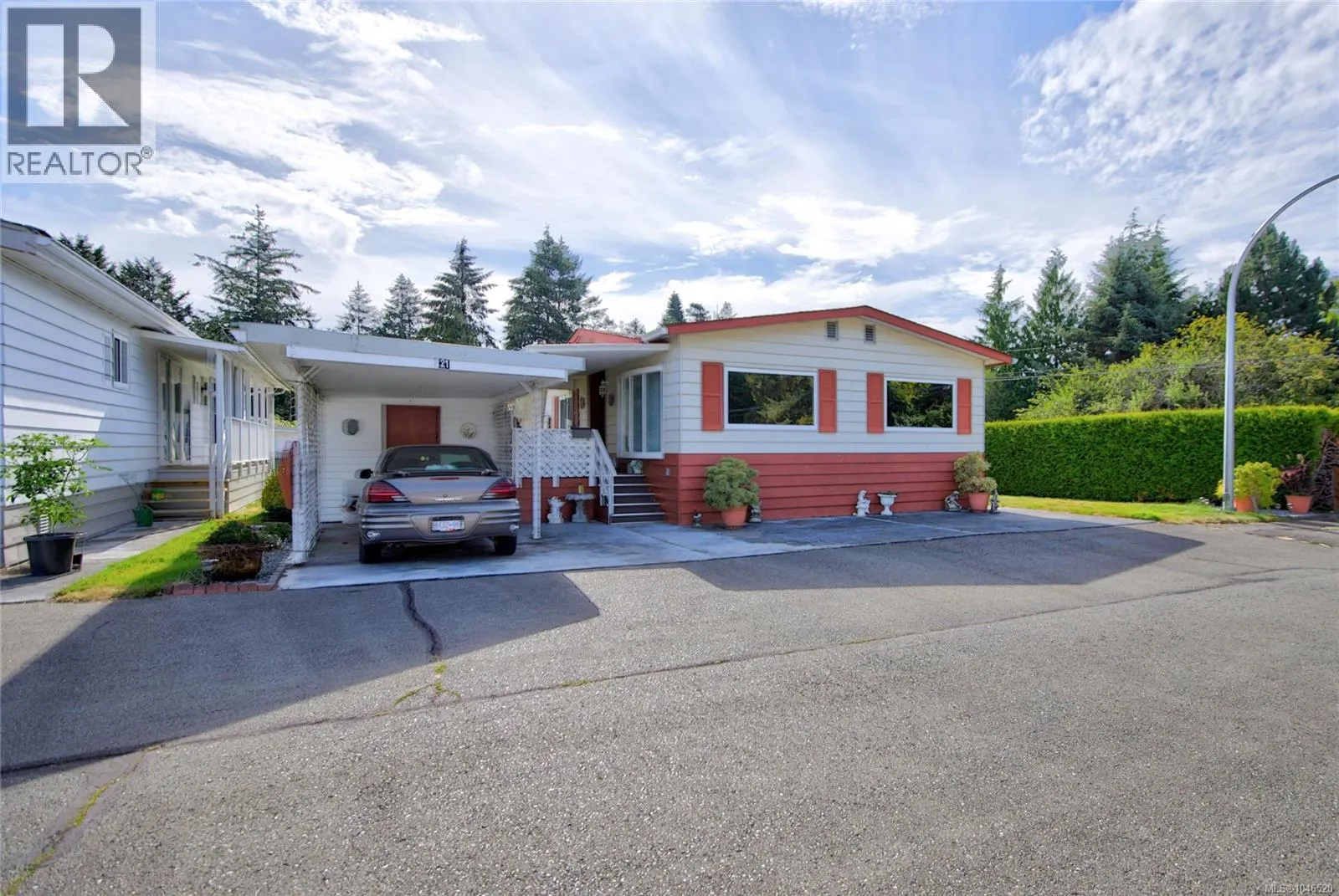 21 1240 Wilkinson Rd