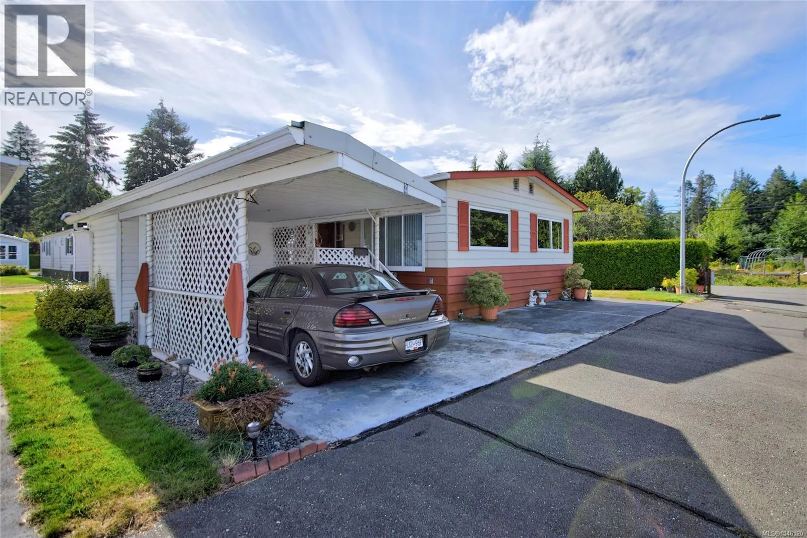 21 1240 Wilkinson Rd
