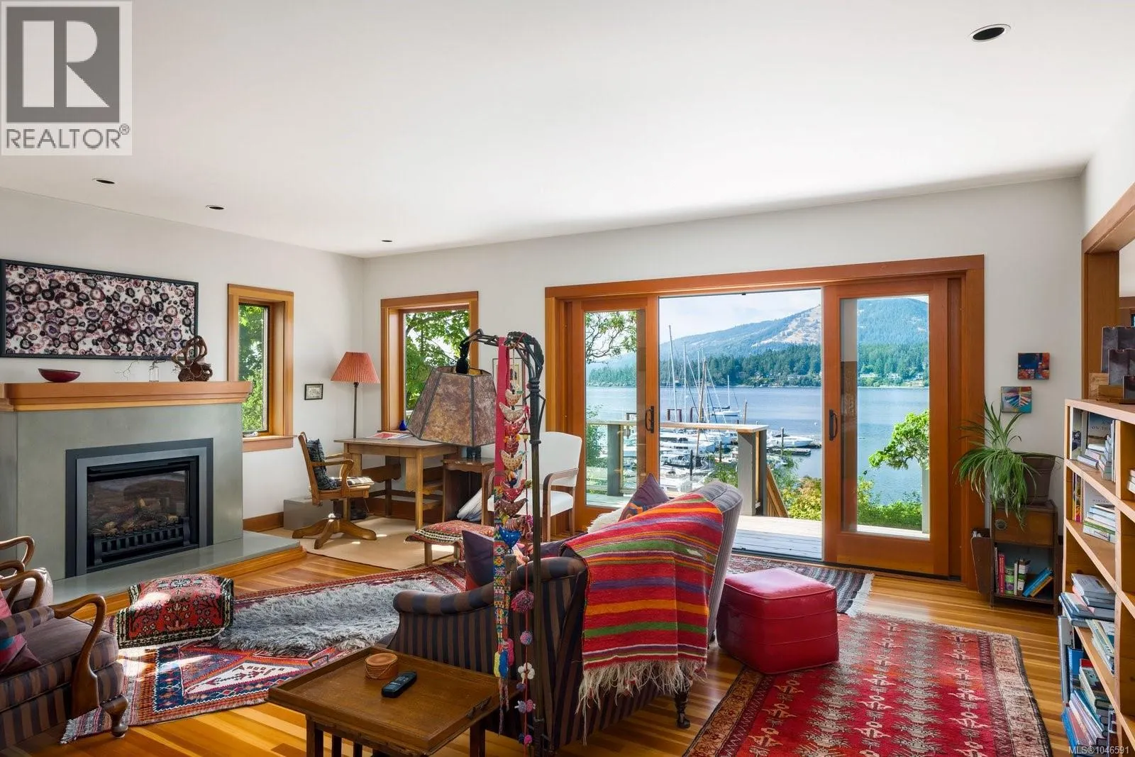 10994 Madrona Dr