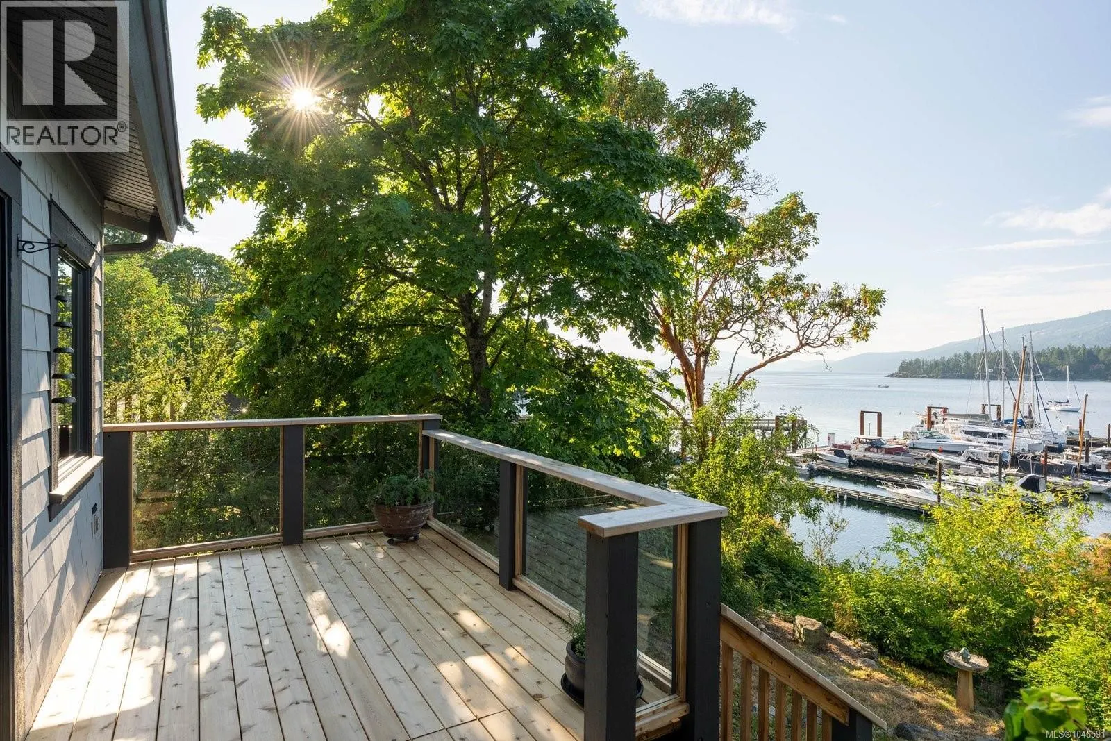 10994 Madrona Dr