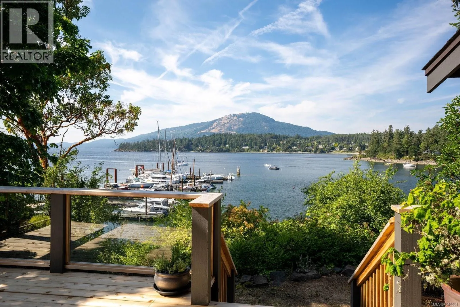 10994 Madrona Dr