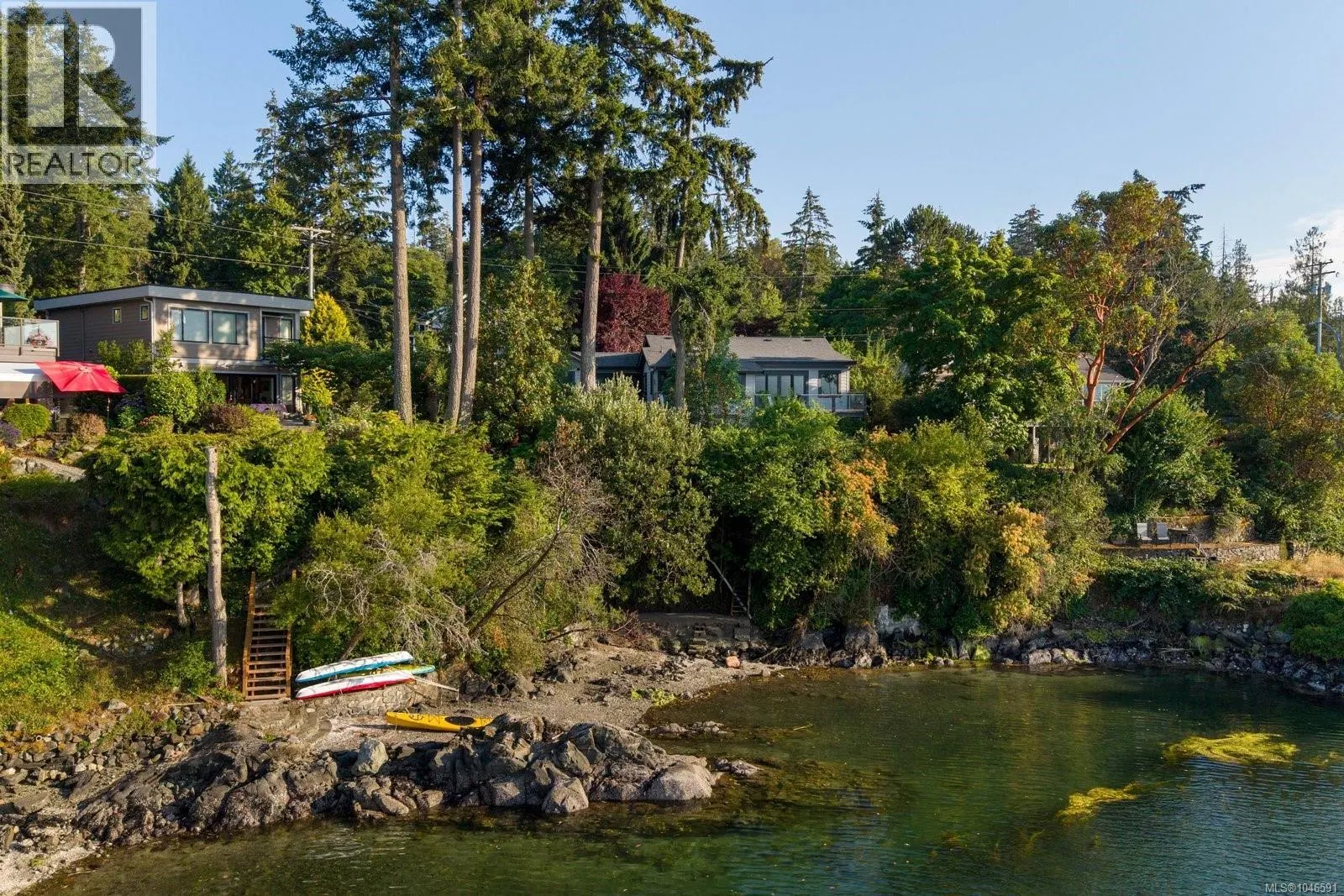 10994 Madrona Dr
