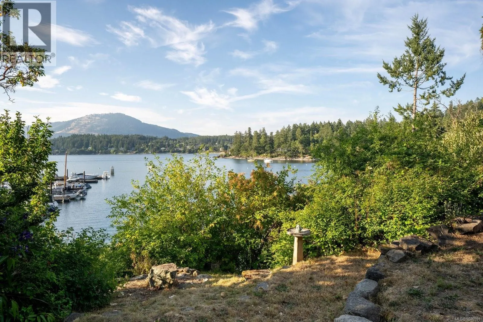 10994 Madrona Dr