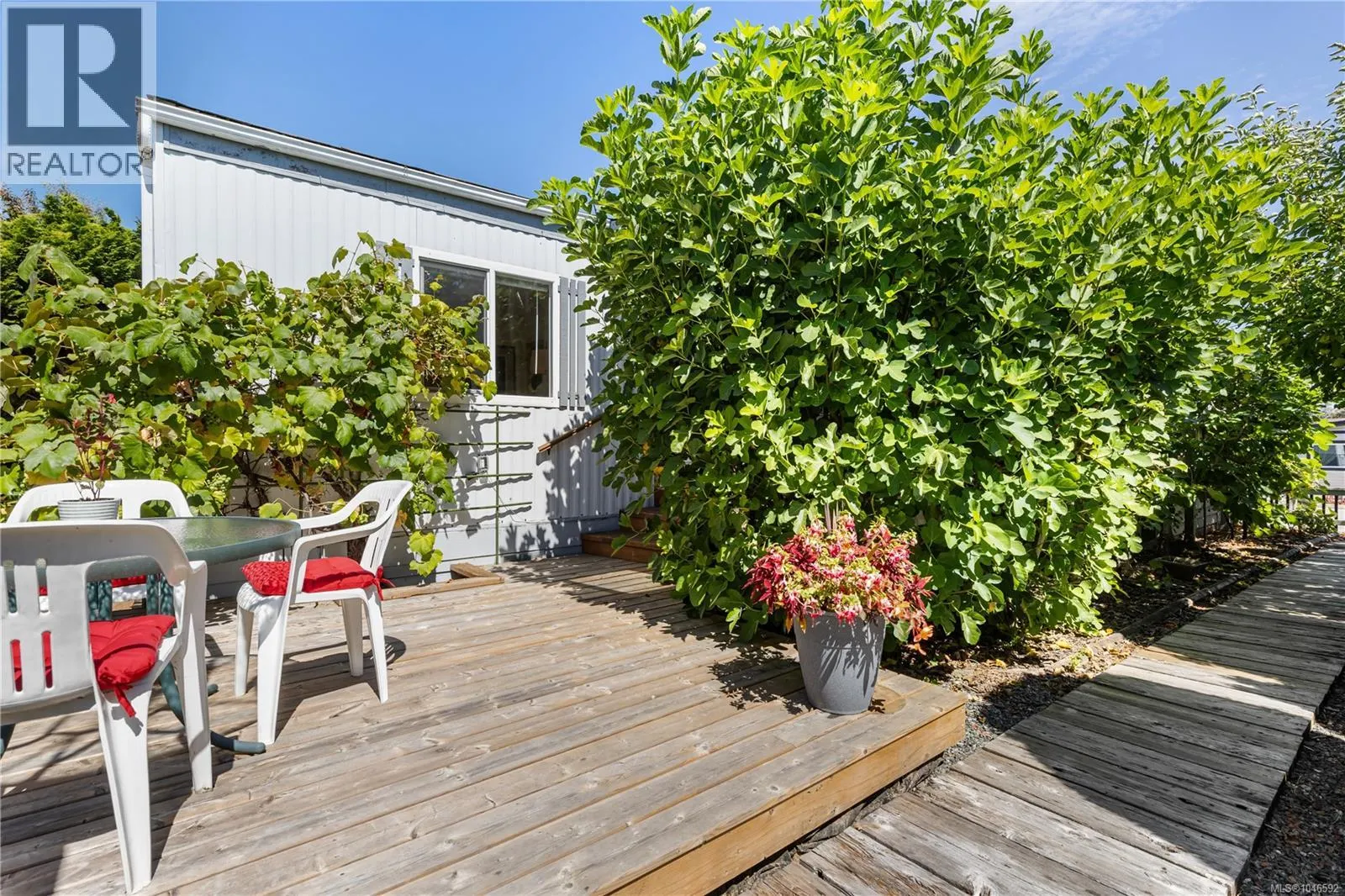 94 7701 Central Saanich Rd