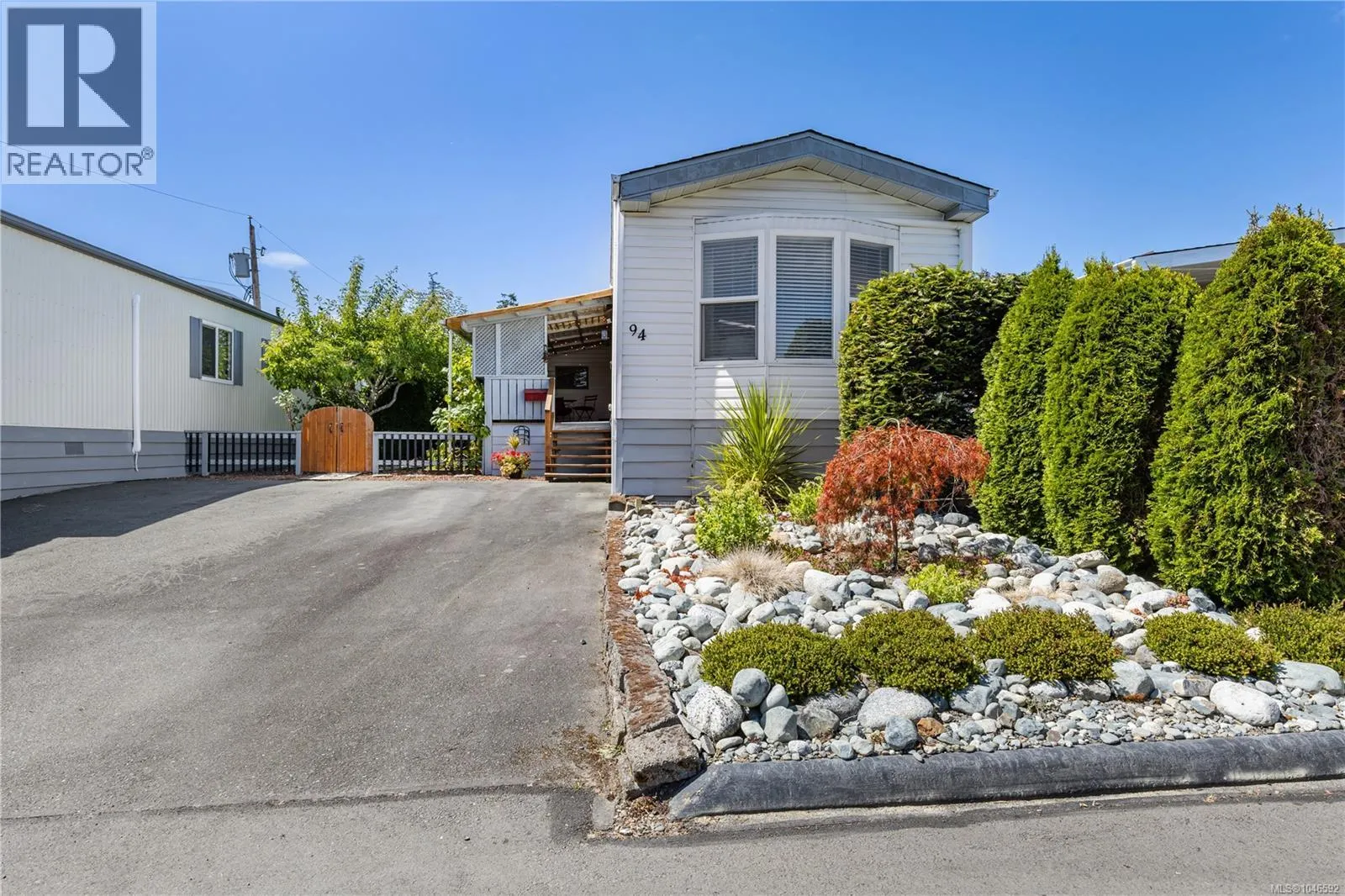 94 7701 Central Saanich Rd