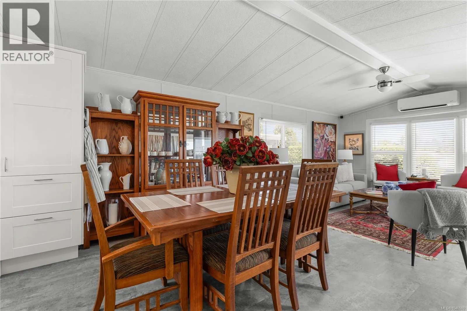 94 7701 Central Saanich Rd