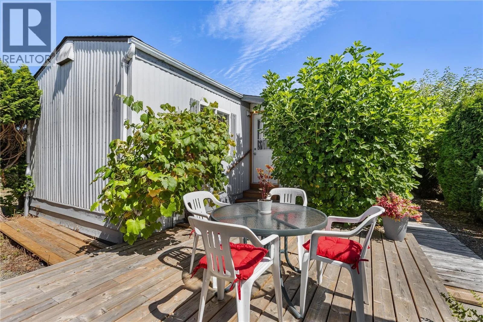 94 7701 Central Saanich Rd