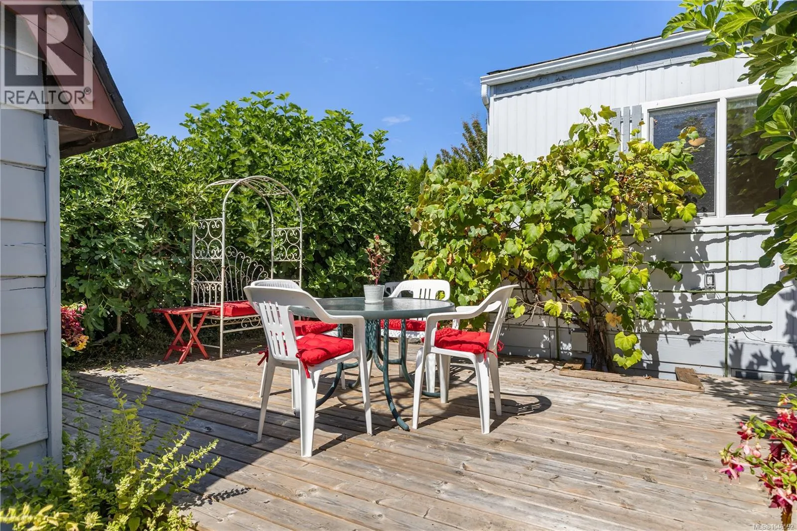 94 7701 Central Saanich Rd